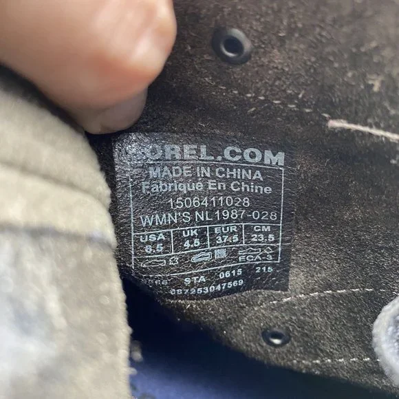 sorel boots - Picture 10 of 10